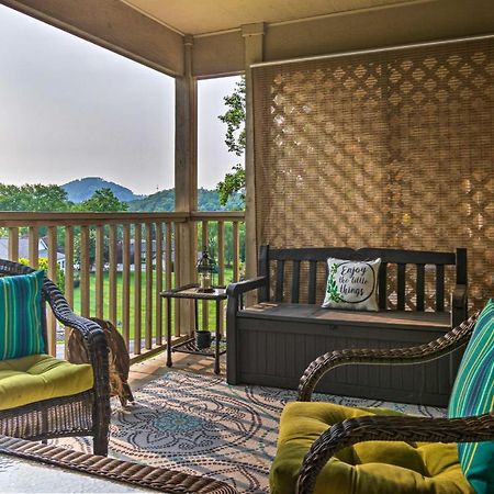 Modern Studio With Balcony About 1 Mi To Lake Lure! Ngoại thất bức ảnh