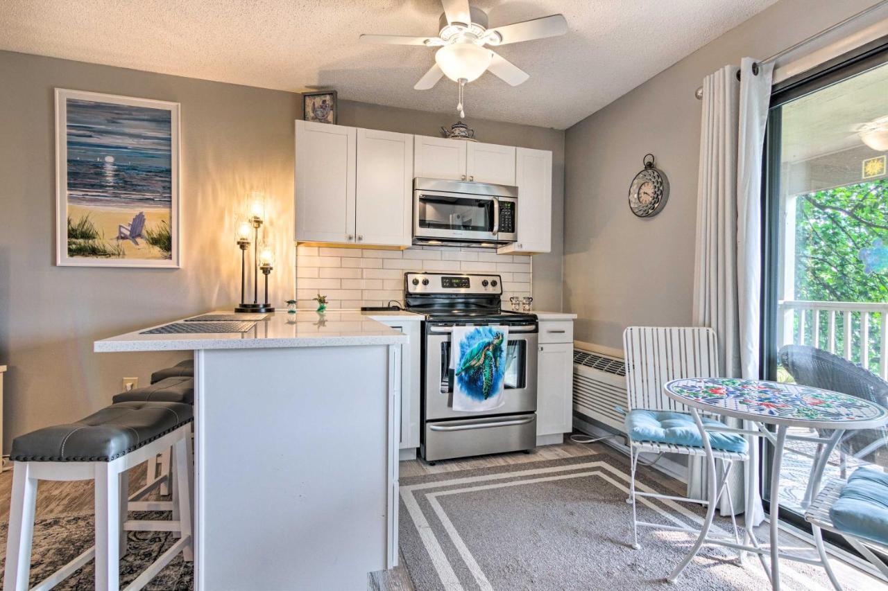 Modern Studio With Balcony About 1 Mi To Lake Lure! Ngoại thất bức ảnh